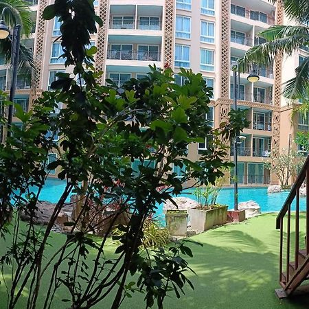 Atlantis Condo Resort By Somphong Jomtien Beach Eksteriør billede