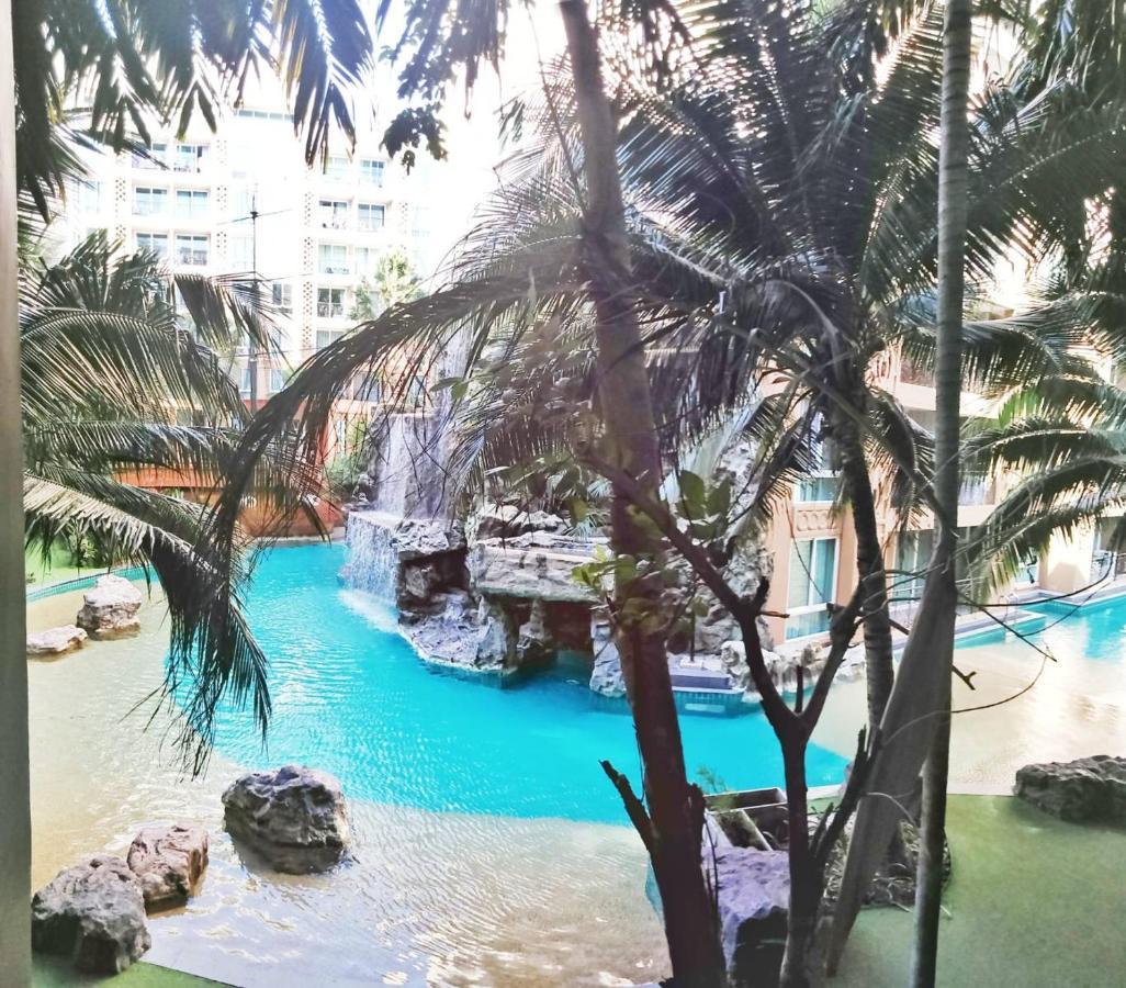Atlantis Condo Resort By Somphong Jomtien Beach Eksteriør billede