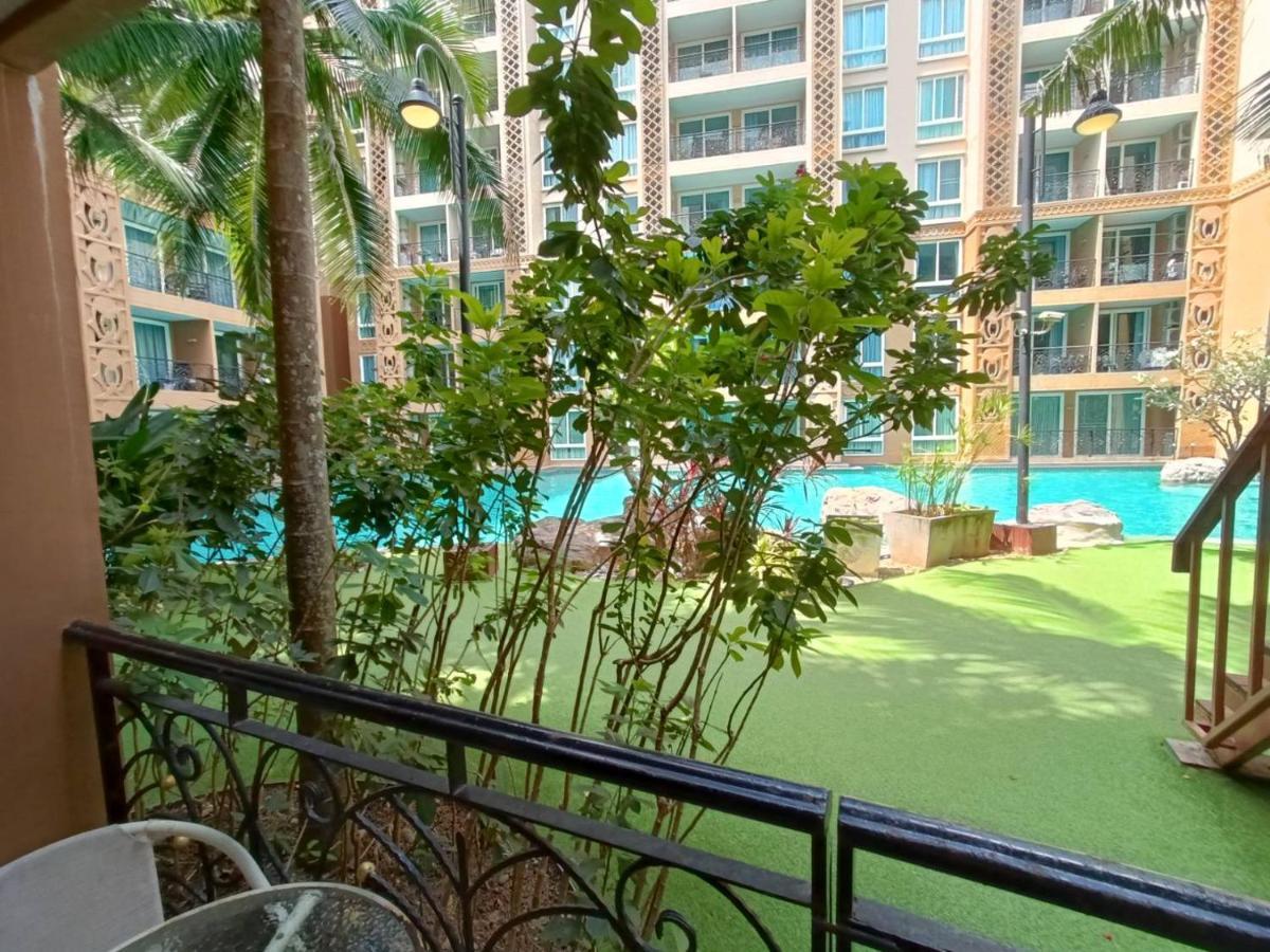 Atlantis Condo Resort By Somphong Jomtien Beach Eksteriør billede