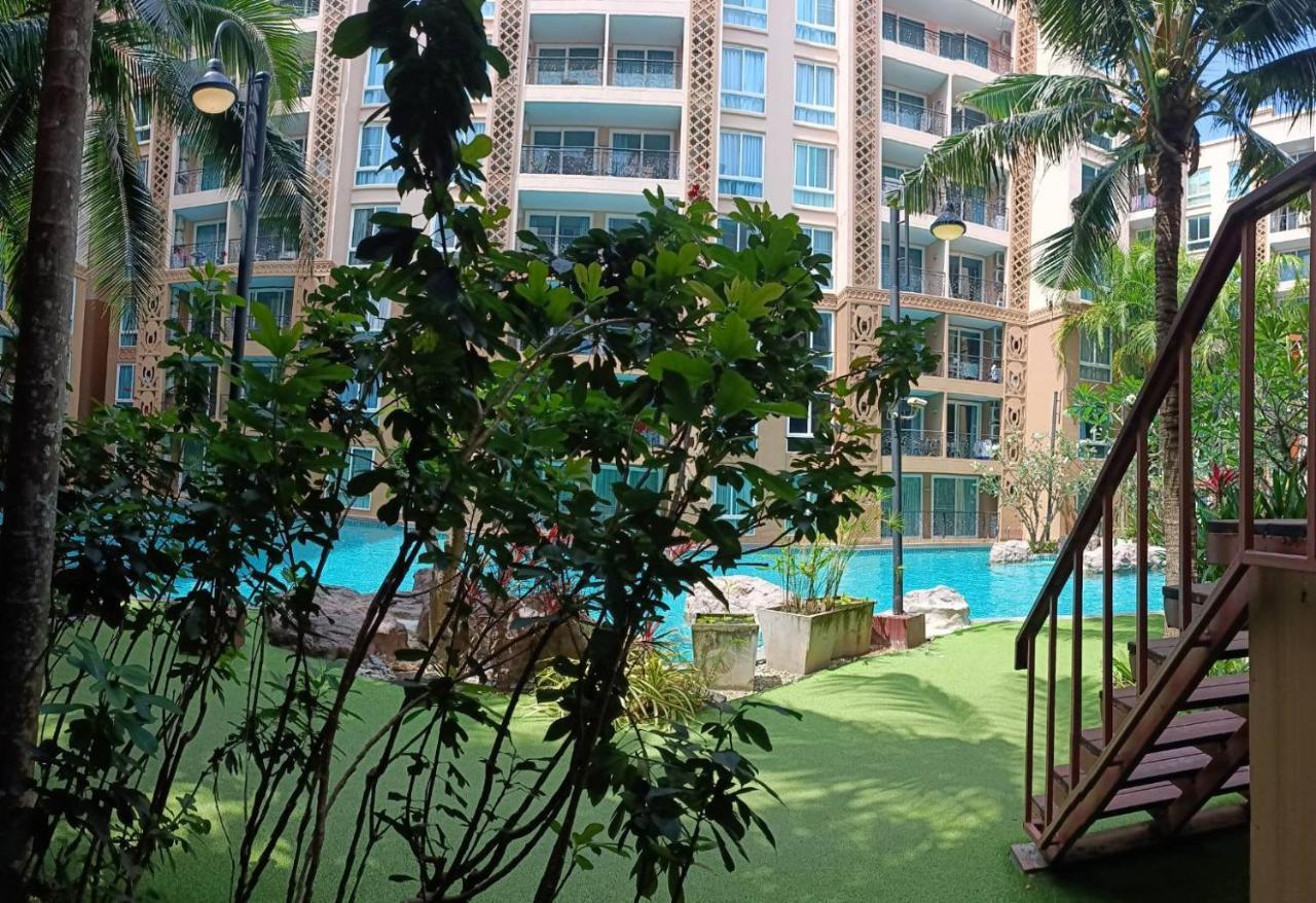 Atlantis Condo Resort By Somphong Jomtien Beach Eksteriør billede